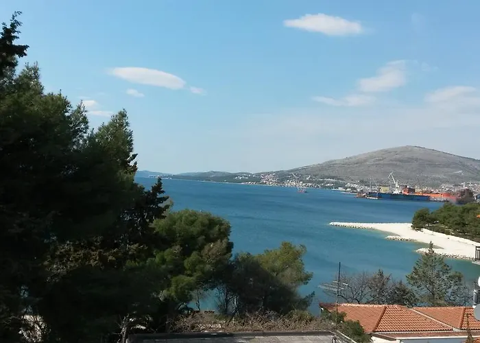 Διαμέρισμα Marina Τρογκίρ
