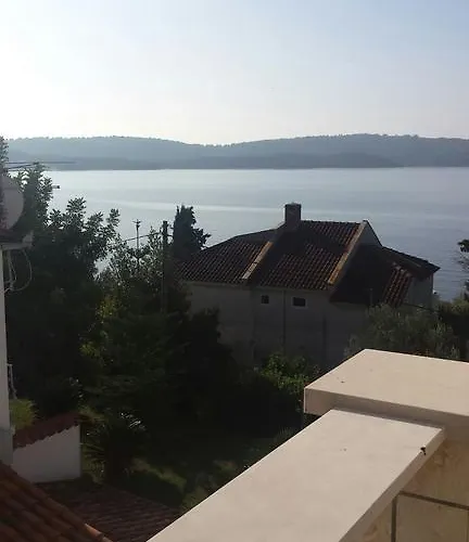 Marina * Τρογκίρ