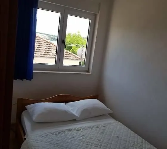 Διαμέρισμα Marina Τρογκίρ