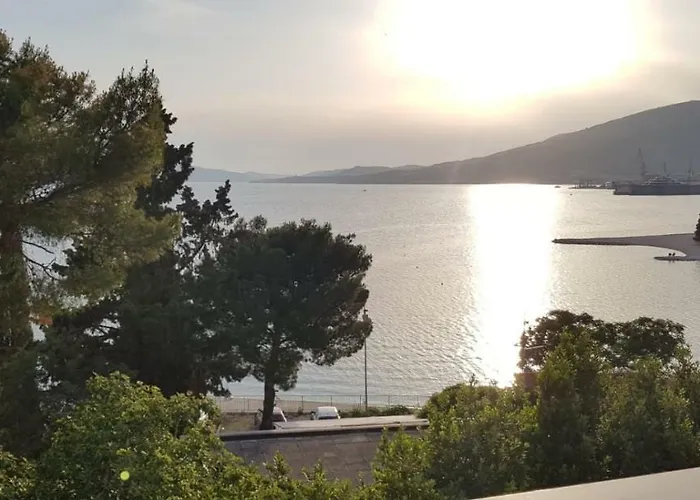 Marina * Τρογκίρ